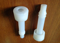 Białe krótkie silikonowe mleczarki do skorupek mlecznych dla kozłów mlecznych